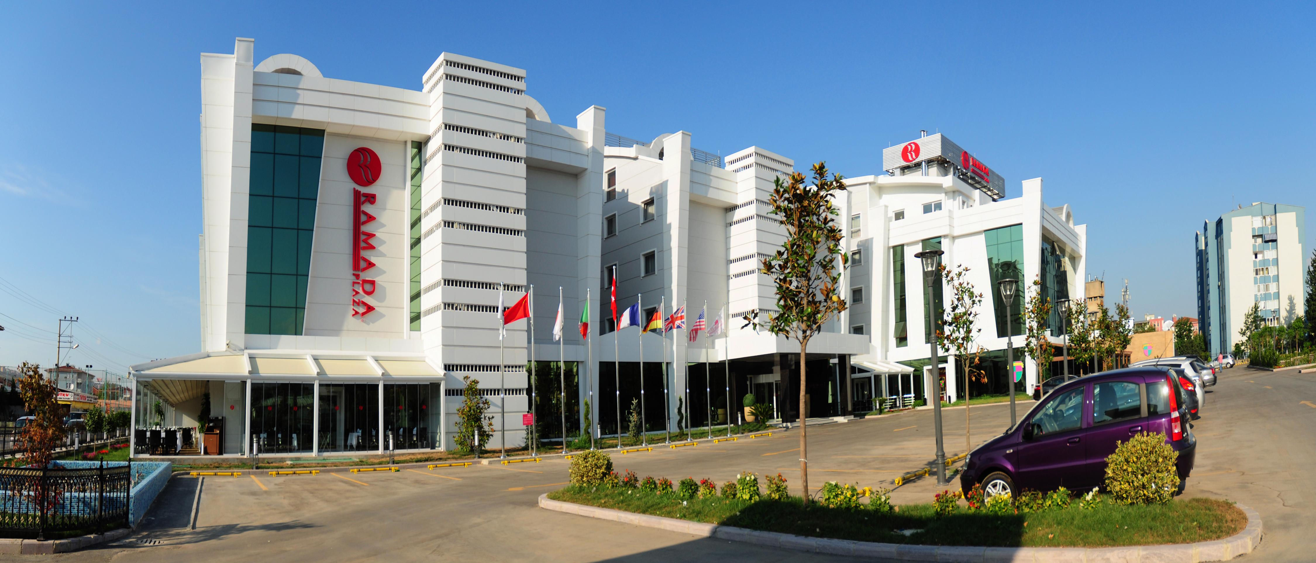 라마다 플라자 바이 윈덤 이즈미트 호텔 코자엘리 외부 사진 RAMADA