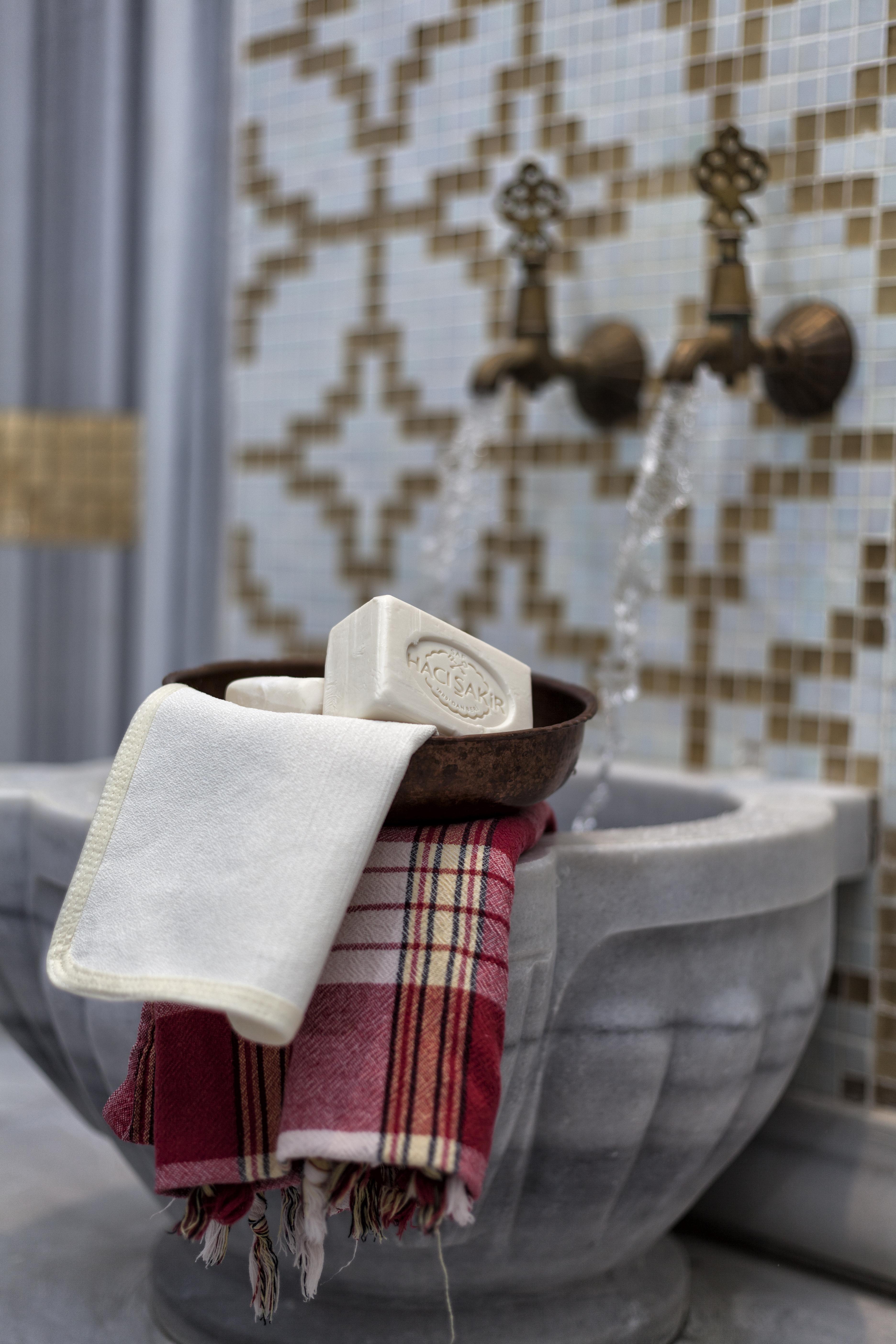 라마다 플라자 바이 윈덤 이즈미트 호텔 코자엘리 외부 사진 Soap and towel